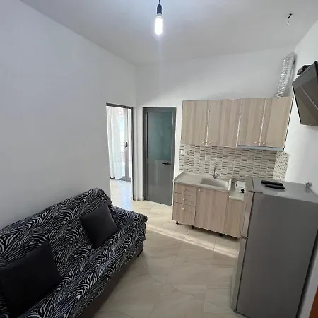 Sar Hotel, Velipojë