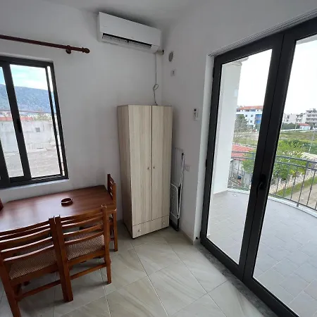 Sar Hotel, Otel