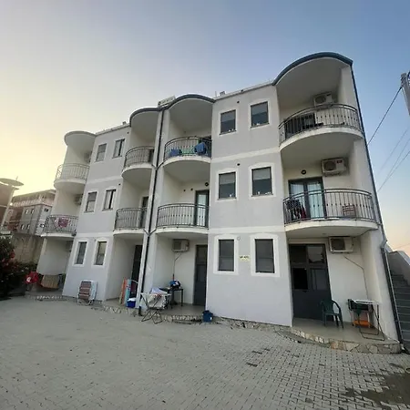 Sar Hotel, Otel
