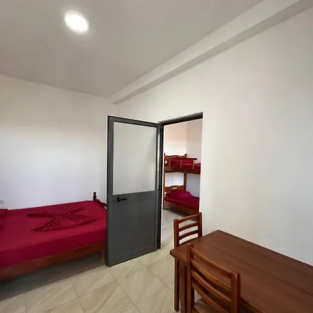 Sar Hotel,