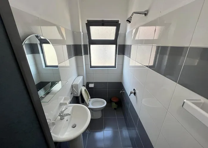 Sar Hotel, Hotel Velipojë