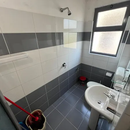 Sar Hotel, 호텔 Velipojë