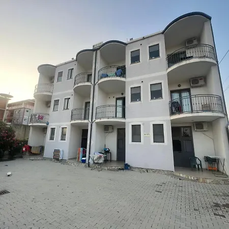 Sar Hotel, 2* Velipojë