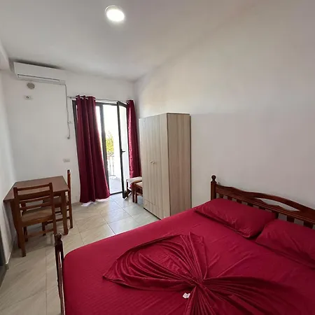 Sar Hotel, 2*