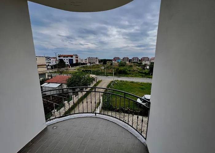 Sar Hotel, 2* Velipojë