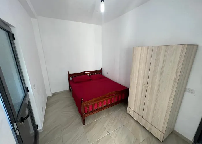 Sar Hotel, Velipojë